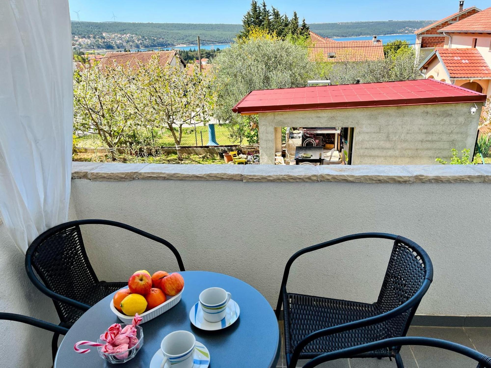 Apartments Stela Gornji Karin Oda fotoğraf