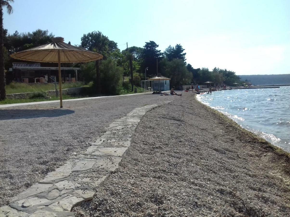 Apartments Stela Gornji Karin Dış mekan fotoğraf
